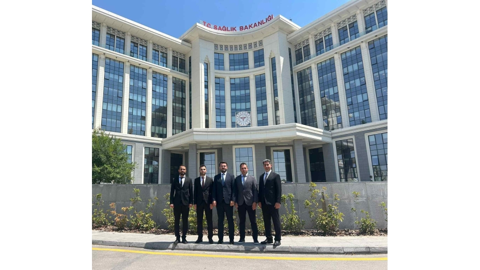 GENEL BAŞKANIMIZ ÖNDERLİĞİNDE YÖNETİM KURULU ÜYELERİMİZ İLE SAĞLIK BAKANLIĞI ZİYARETİ